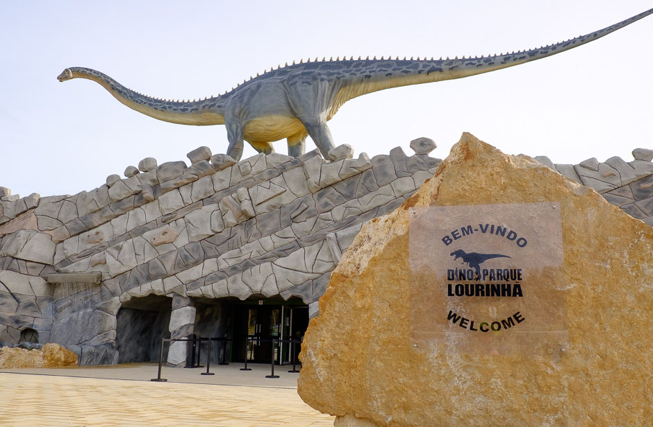 Парк динозавров в Португалии Dino Parque Lourinhã